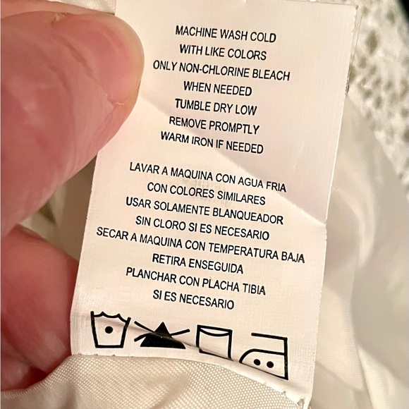 EUC elegant white women’s moto jacket with ruffles size M - Picture 12 of 16